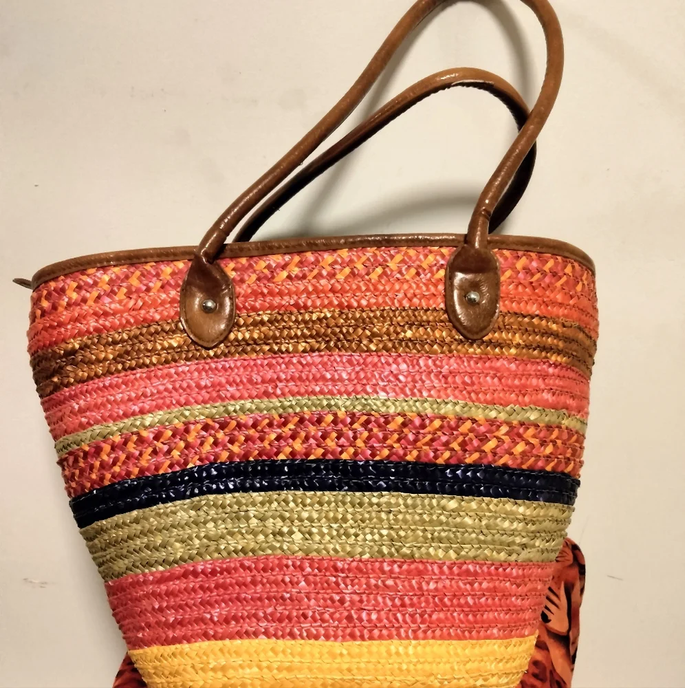 Handbag - Picture 1 of 1